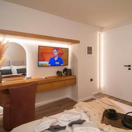 Alivio Lux Residences