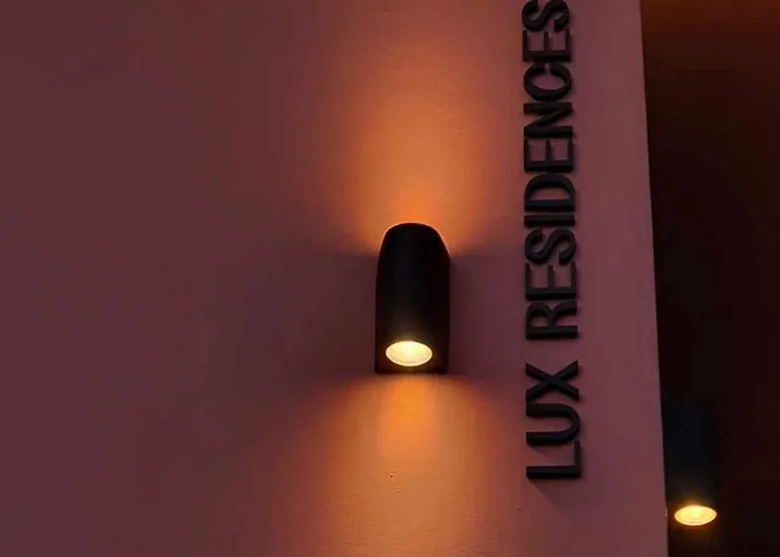 公寓 Alivio Lux Residences 纳夫普利翁