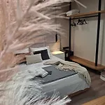 Alivio Lux Residences Apartment *
