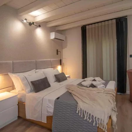 Апартаменты Alivio Lux Residences *