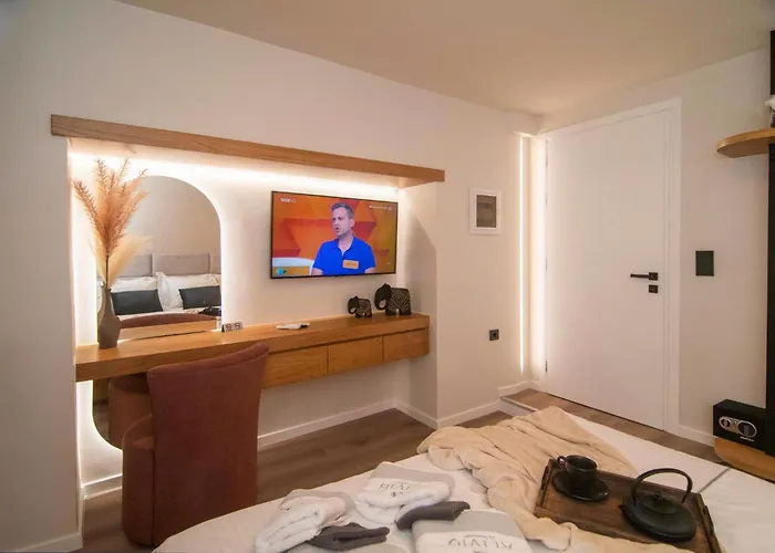 Alivio Lux Residences