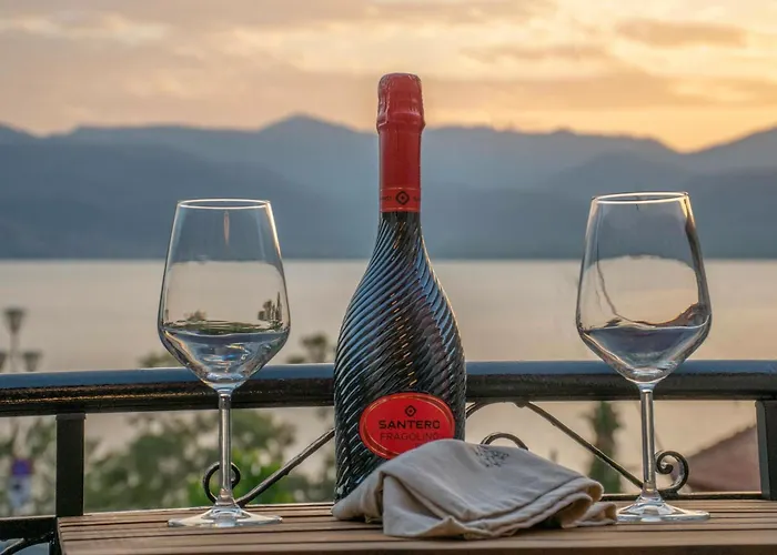 Apartment Alivio Lux Residences