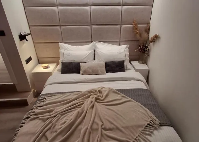 Alivio Lux Residences