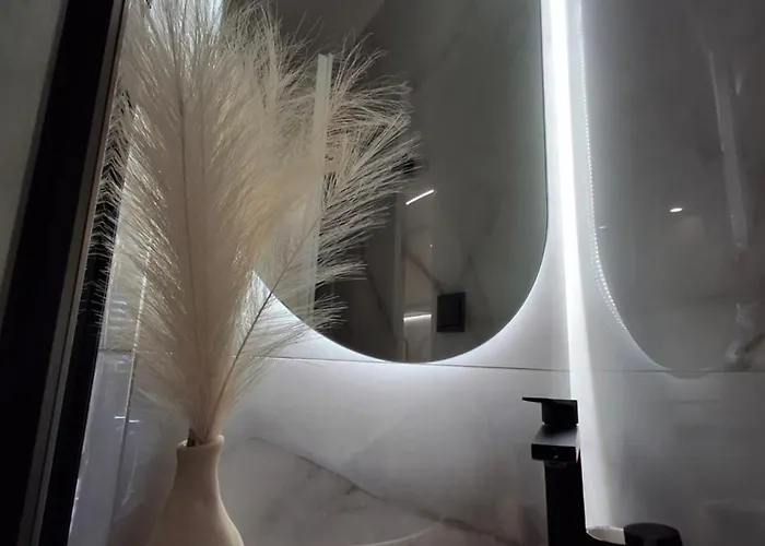 Alivio Lux Residences